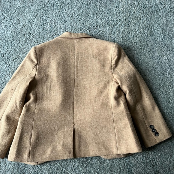 Boys Janie and Jack sport coat. - Picture 4 of 6